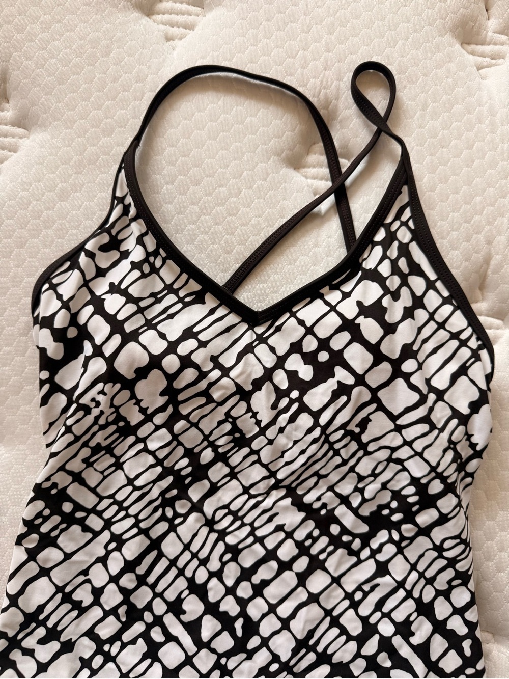 Jantzen Dark Brown and white Printed Swim Top size 6 - Picture 2 of 5